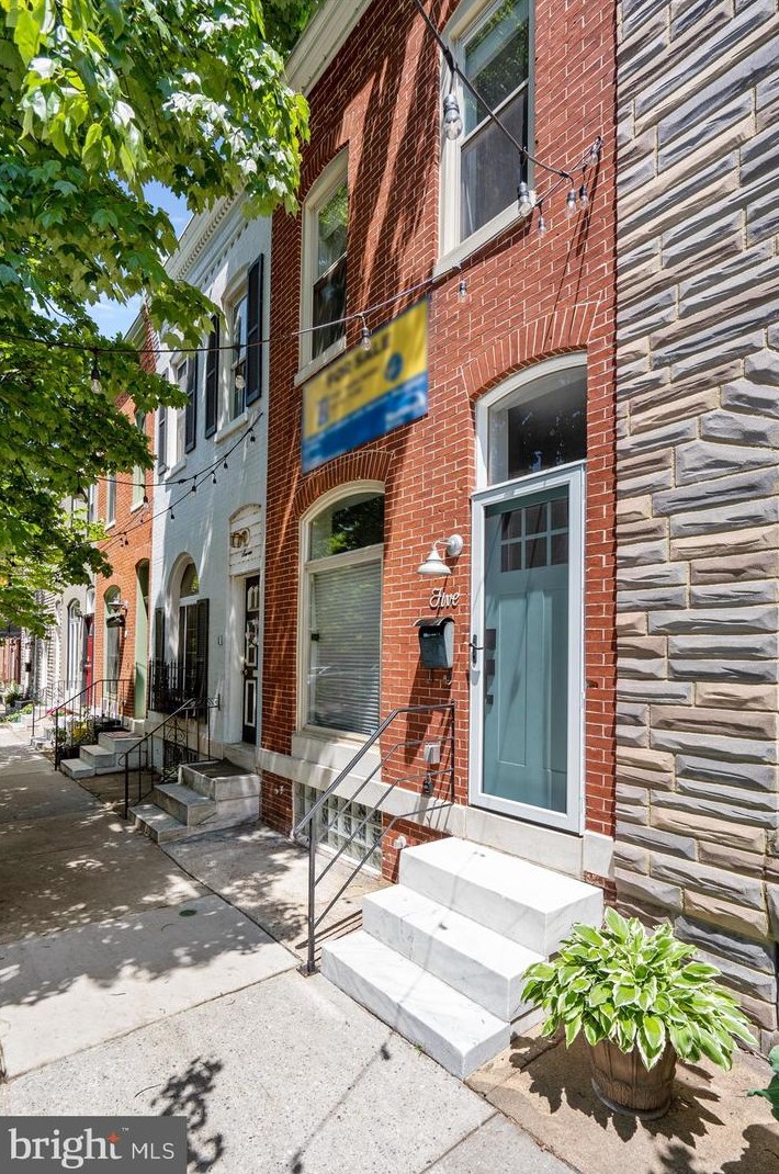 5 Milton Ave, Baltimore, MD 21224-1047