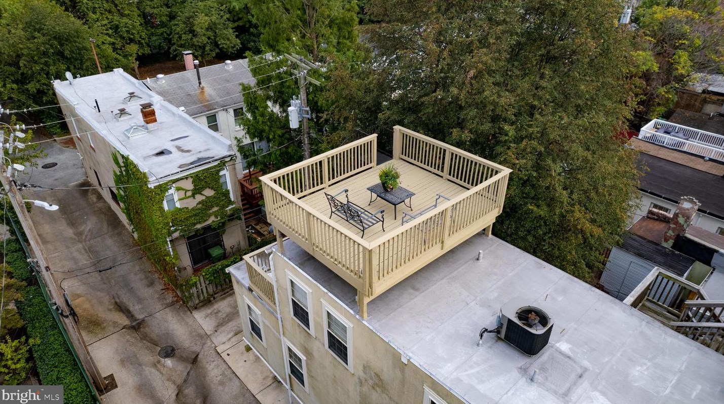 5 Ann St, Baltimore MD 21231-1522 exterior