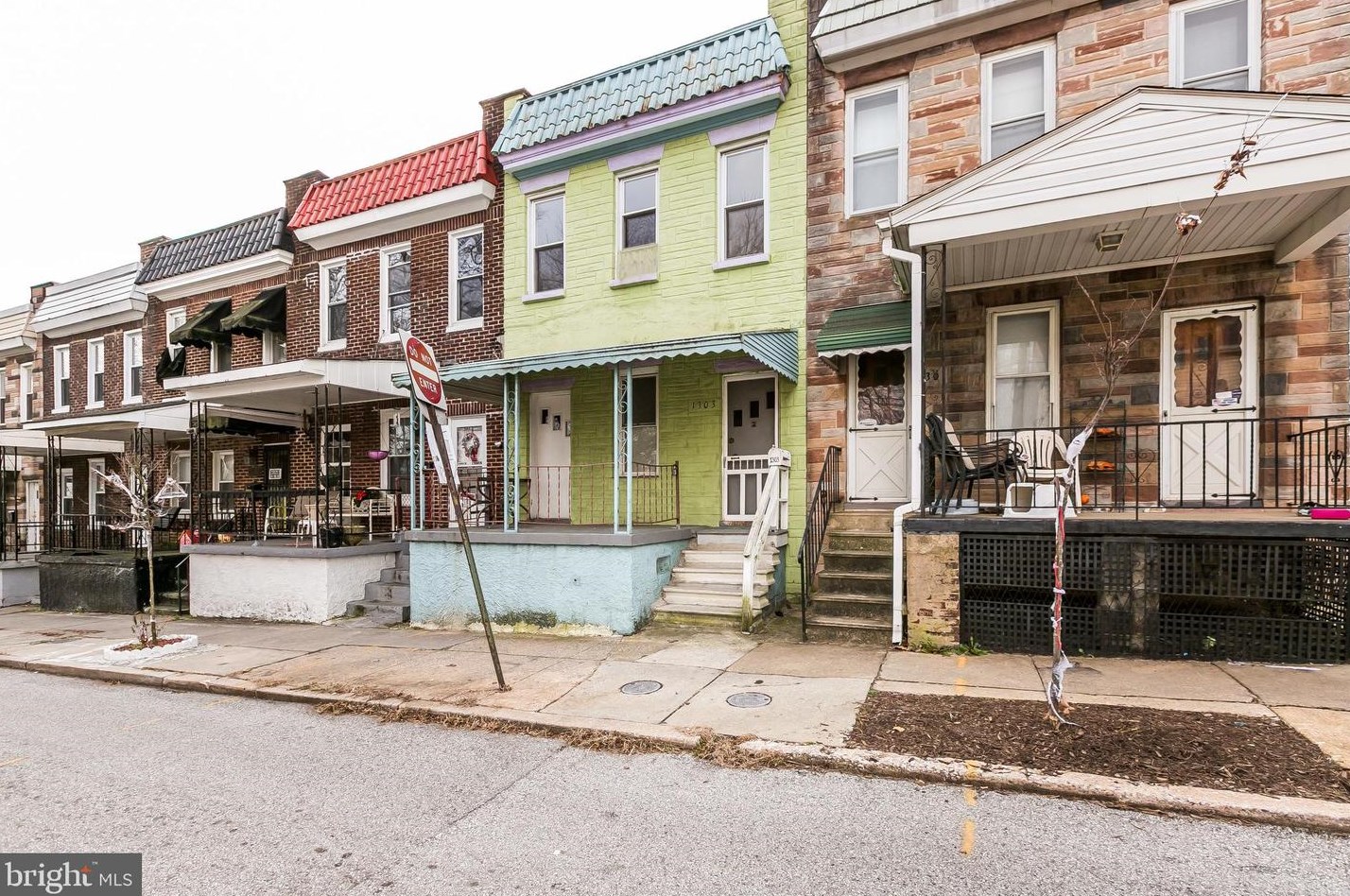 1303 Cambria St, Baltimore, MD 21225-2224