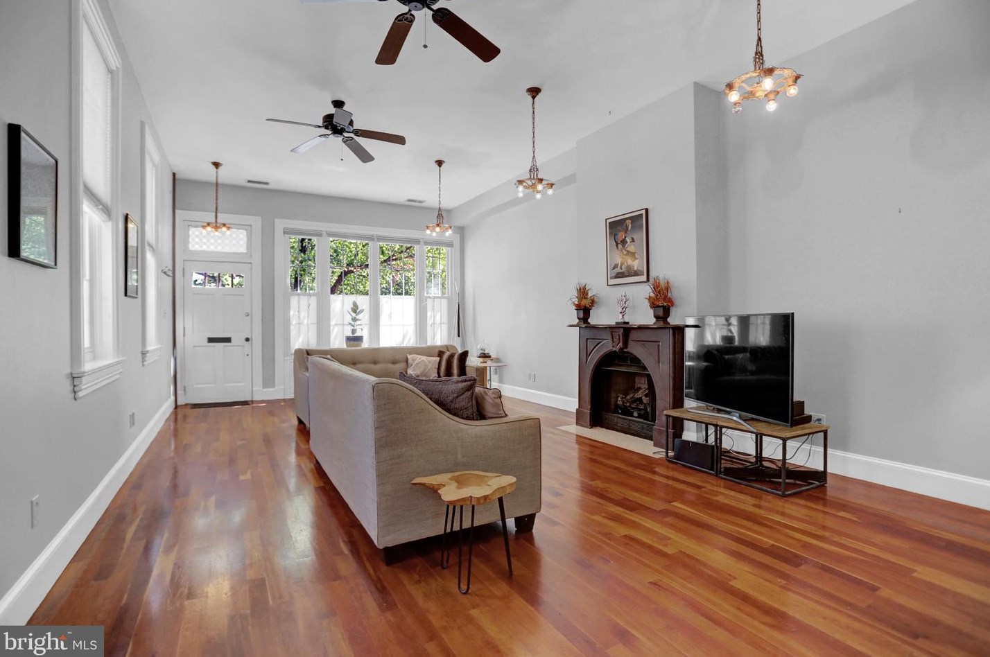 2026 Lombard St, Baltimore, MD 21231-1920