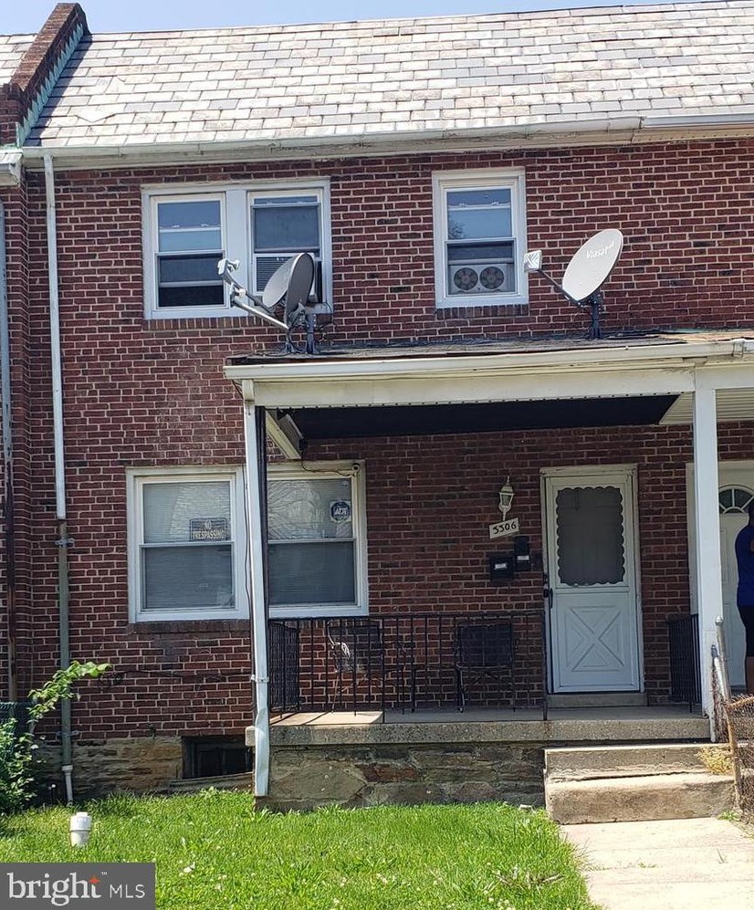 3306 Royce Ave, Baltimore, MD 21215-6305