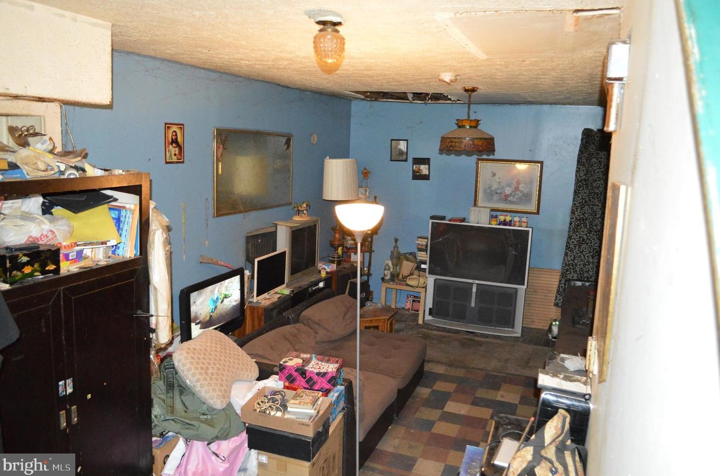 43 Kresson St, Baltimore MD  21224-1708 exterior