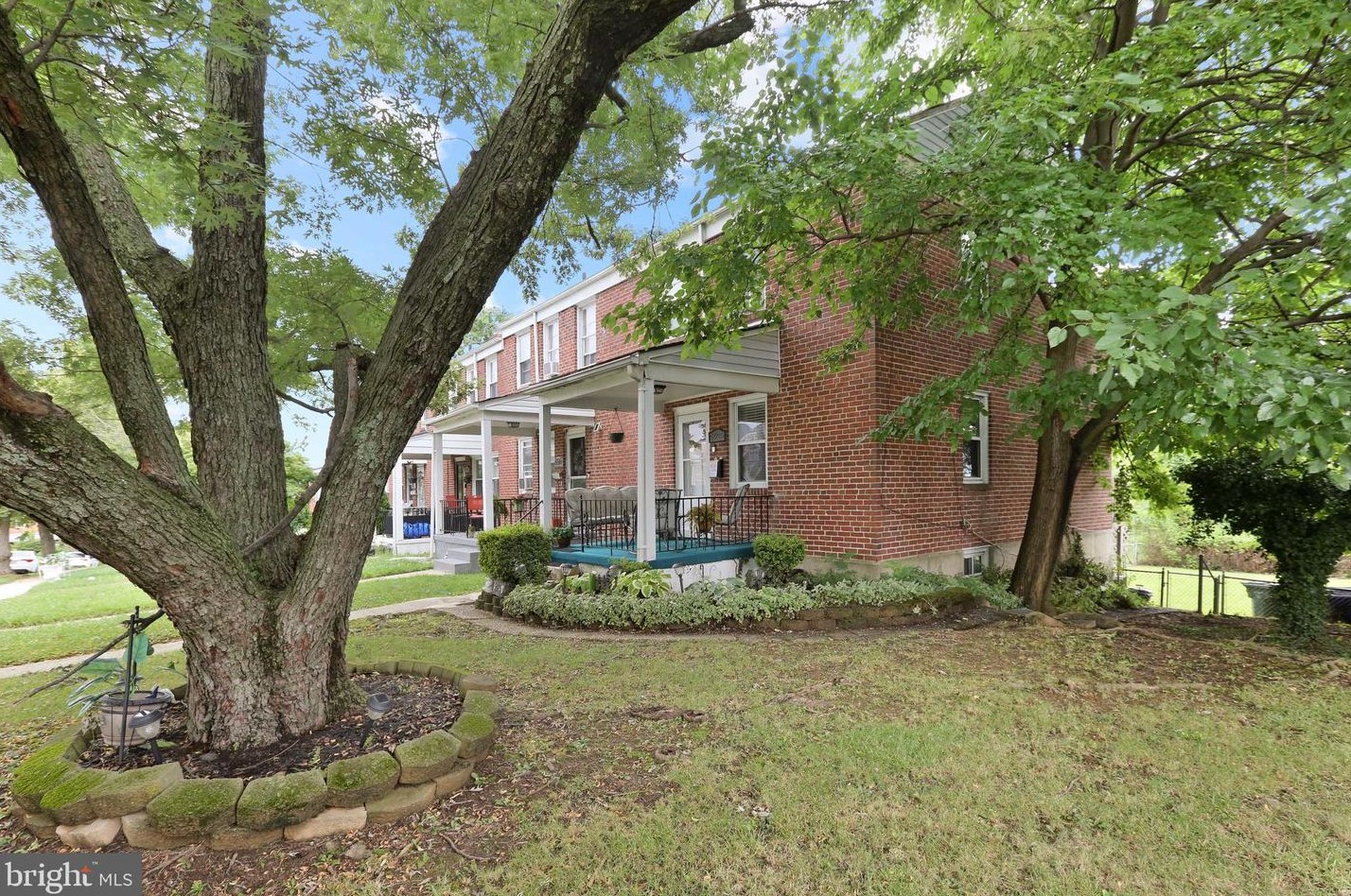 5925 Glenkirk Rd, Baltimore, MD 21239-2218