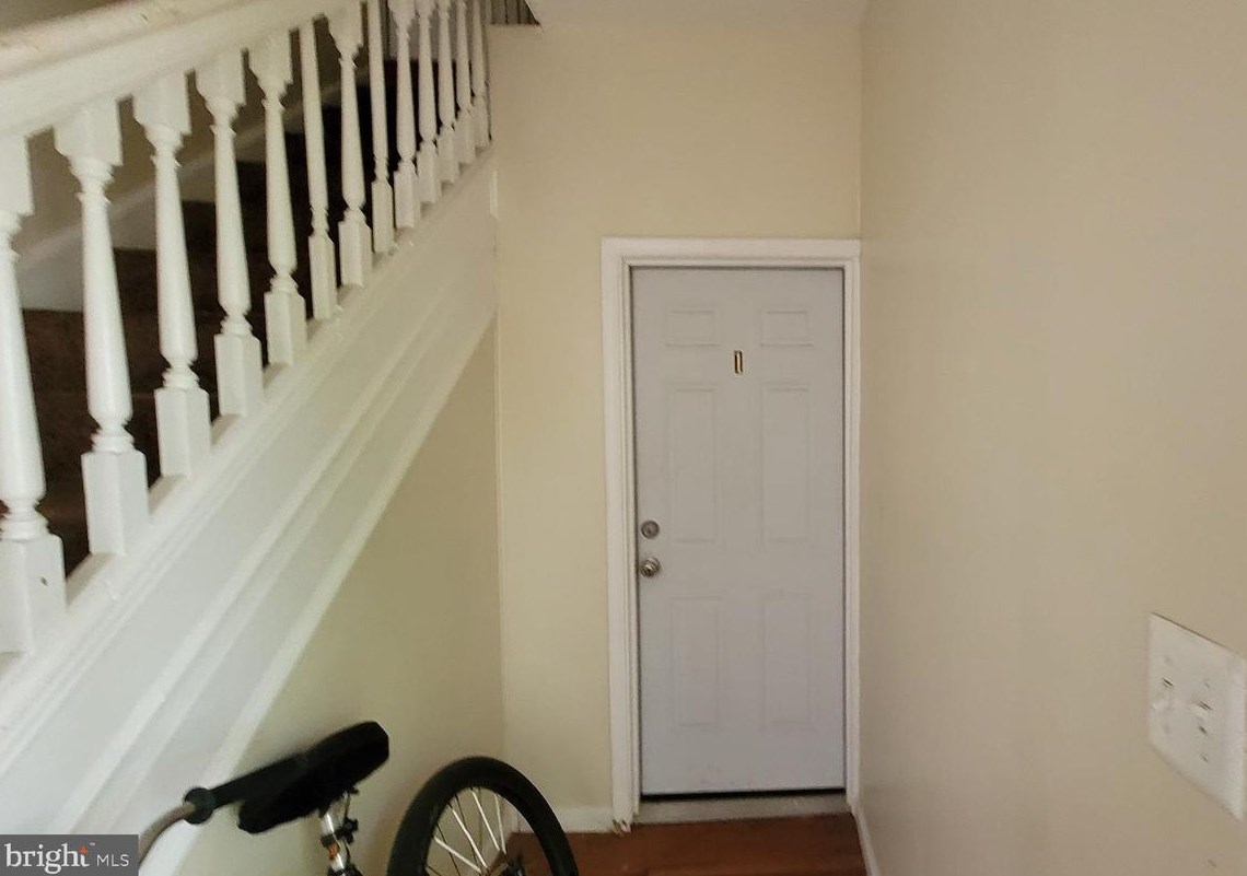 2926 Erdman Ave, Baltimore MD  21213-1140 exterior
