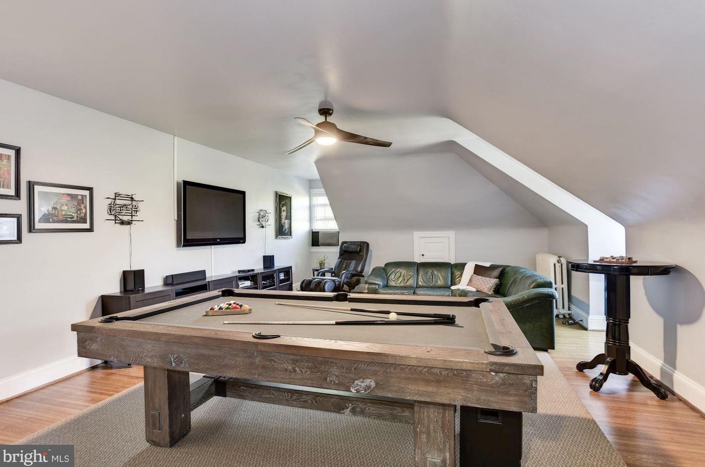 3810 Greenway, Baltimore MD  21218-1825 exterior