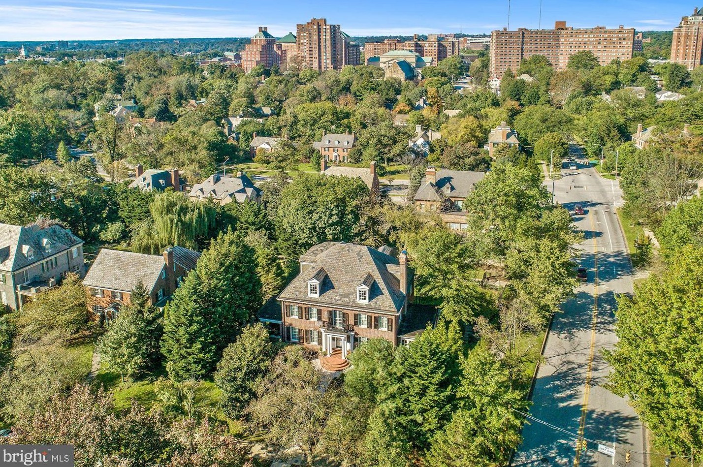 3810 Greenway, Baltimore MD  21218-1825 exterior