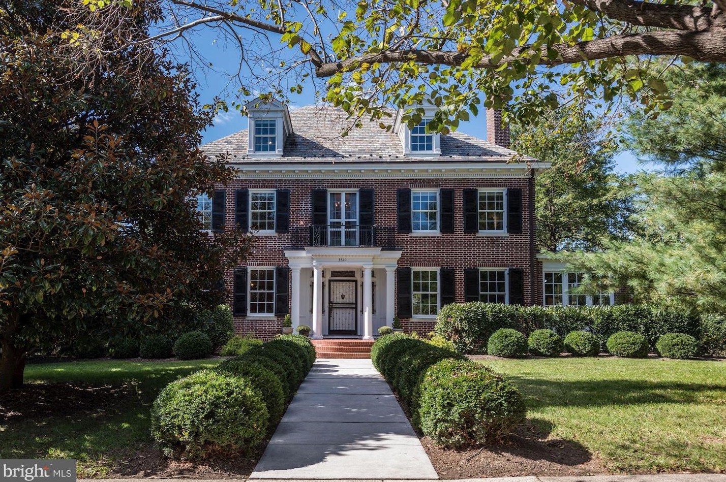 3810 Greenway, Baltimore MD  21218-1825 exterior