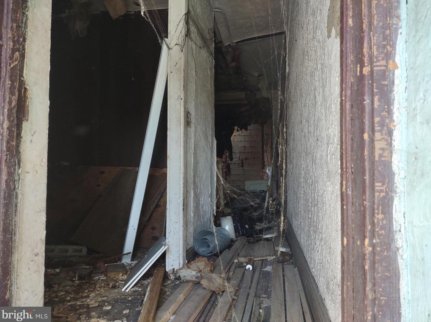 2516 Frederick Ave, Baltimore, MD 21223-2840