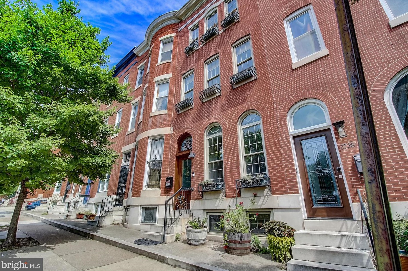 2736 Baltimore St, Baltimore, MD 21224-1108