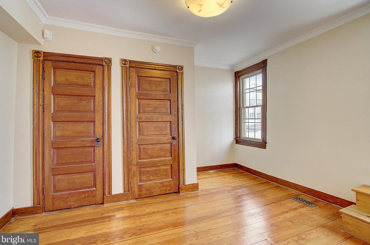 2736 Baltimore St, Baltimore MD  21224-1108 exterior