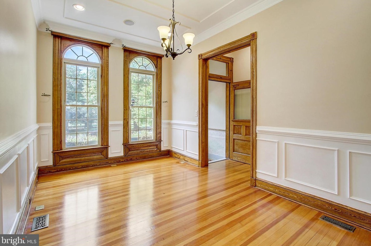 2736 Baltimore St, Baltimore MD  21224-1108 exterior