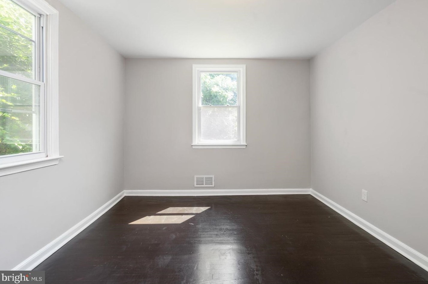 4006 Wilke Ave, Baltimore MD 21206-5555 exterior