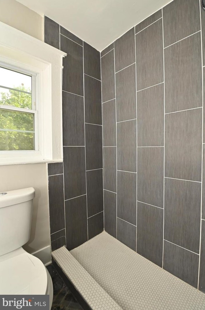 616 Woodington Rd, Baltimore MD  21229-1837 exterior