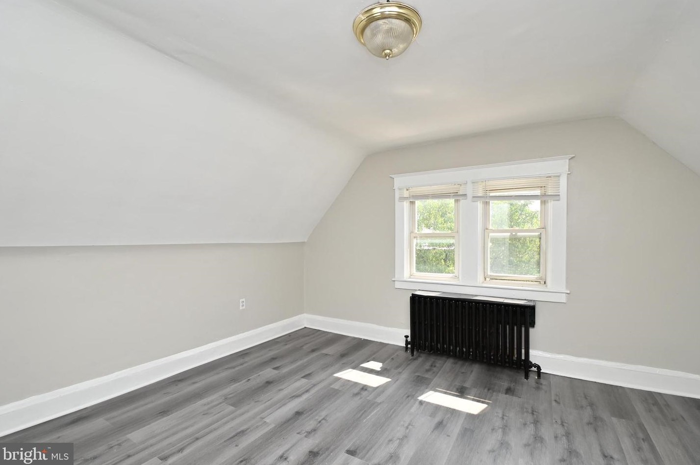 616 Woodington Rd, Baltimore MD  21229-1837 exterior