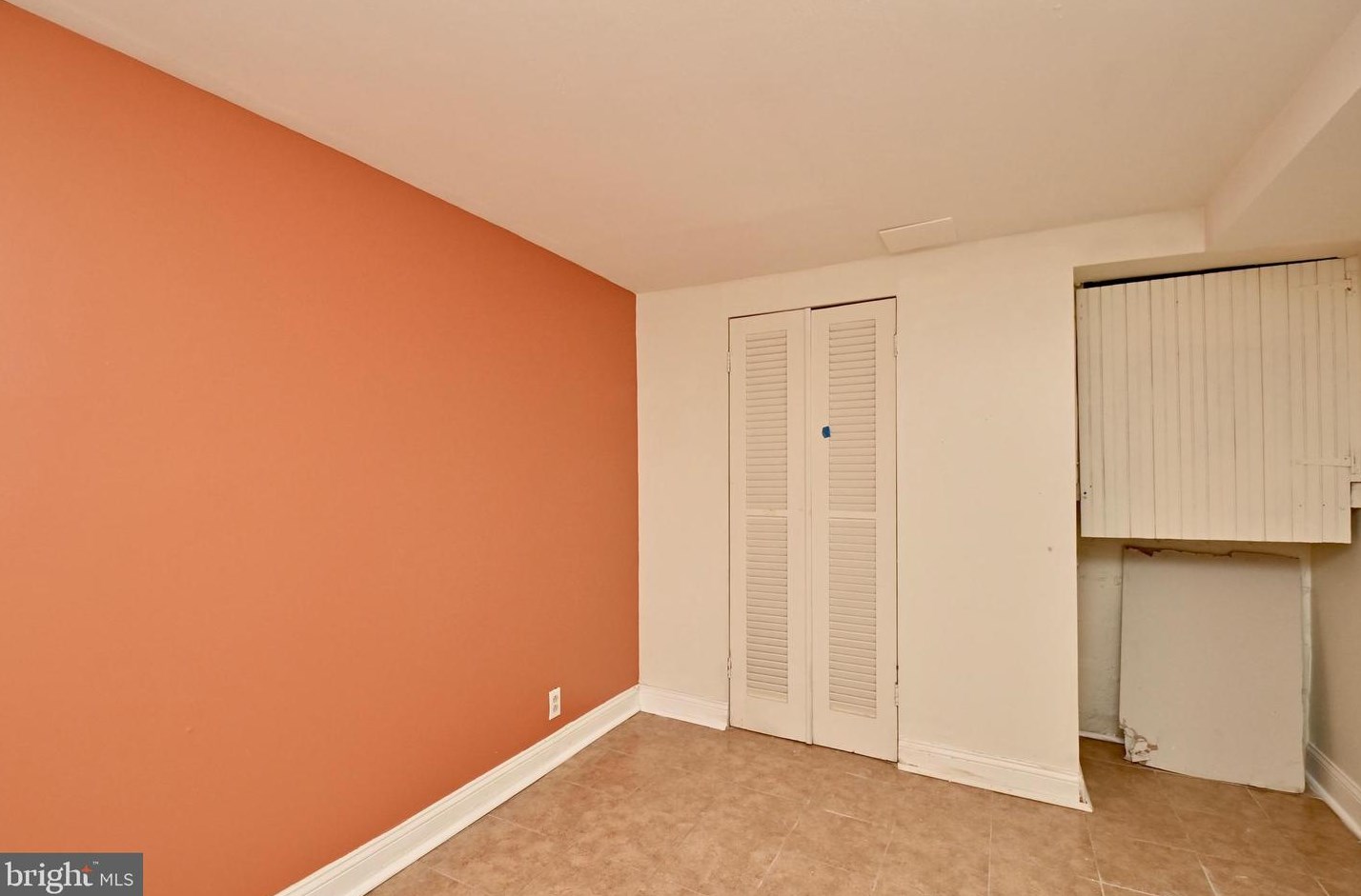 616 Woodington Rd, Baltimore MD  21229-1837 exterior