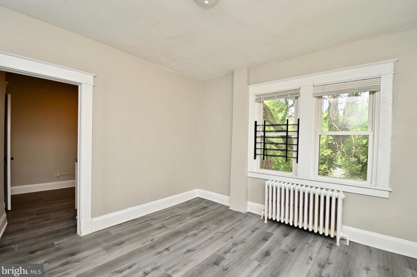 616 Woodington Rd, Baltimore MD  21229-1837 exterior