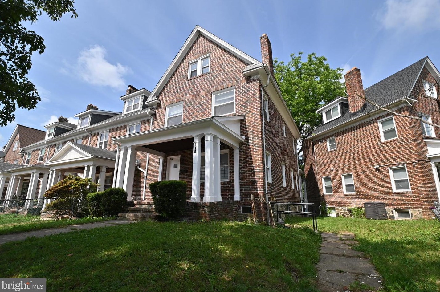 616 Woodington Rd, Baltimore MD  21229-1837 exterior