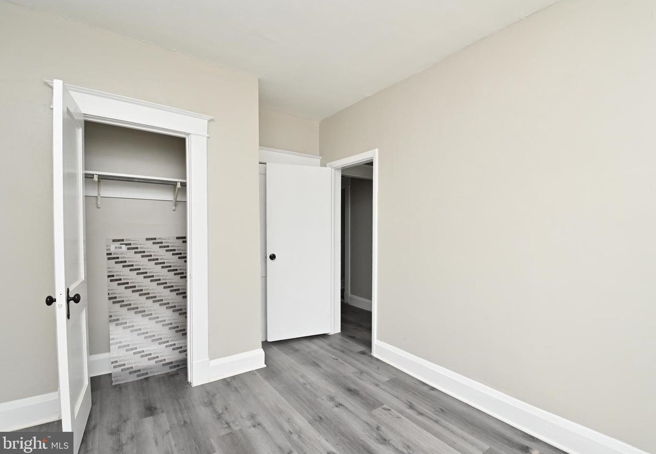 616 Woodington Rd, Baltimore MD  21229-1837 exterior