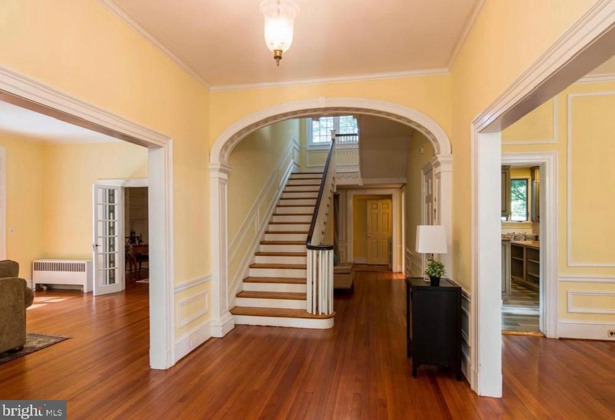 14 Midvale Rd, Baltimore, MD 21210-2114