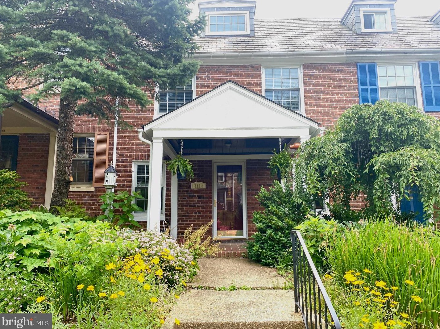 3413 University Pl, Baltimore MD  21218-2833 exterior