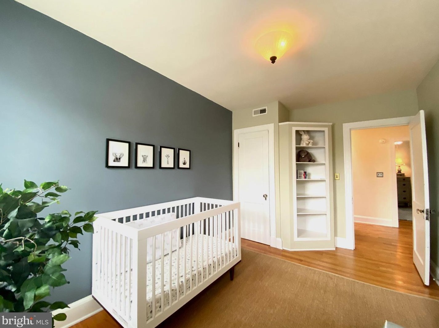 3413 University Pl, Baltimore MD  21218-2833 exterior