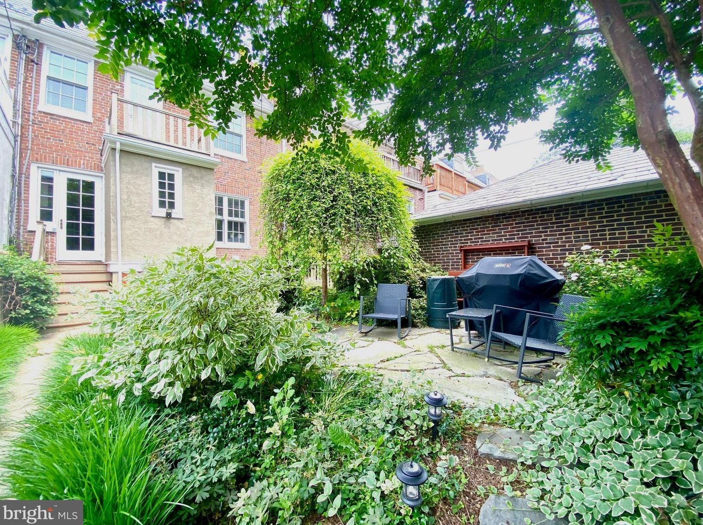 3413 University Pl, Baltimore MD  21218-2833 exterior