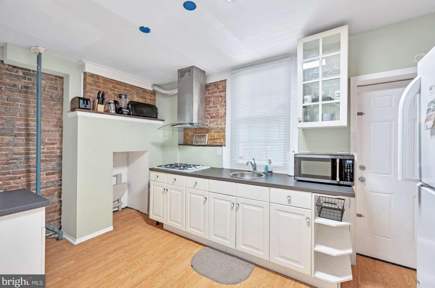 844 Edmondson Ave, Baltimore MD  21201-1405 exterior