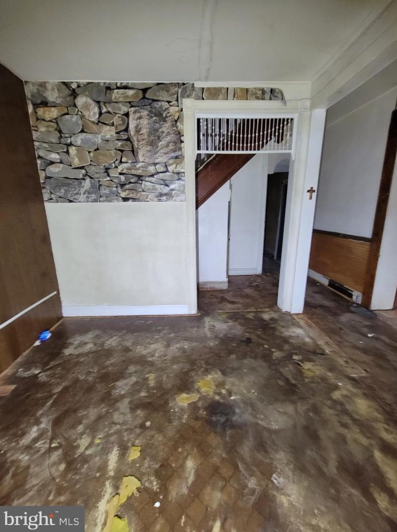 402 Gold St, Baltimore MD  21217-3524 exterior