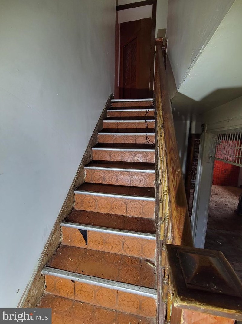 402 Gold St, Baltimore MD  21217-3524 exterior