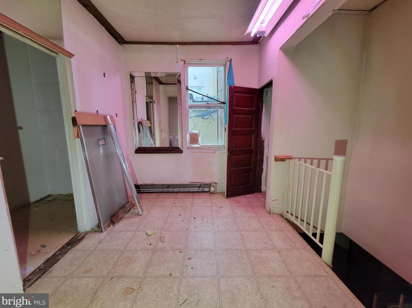 402 Gold St, Baltimore MD  21217-3524 exterior