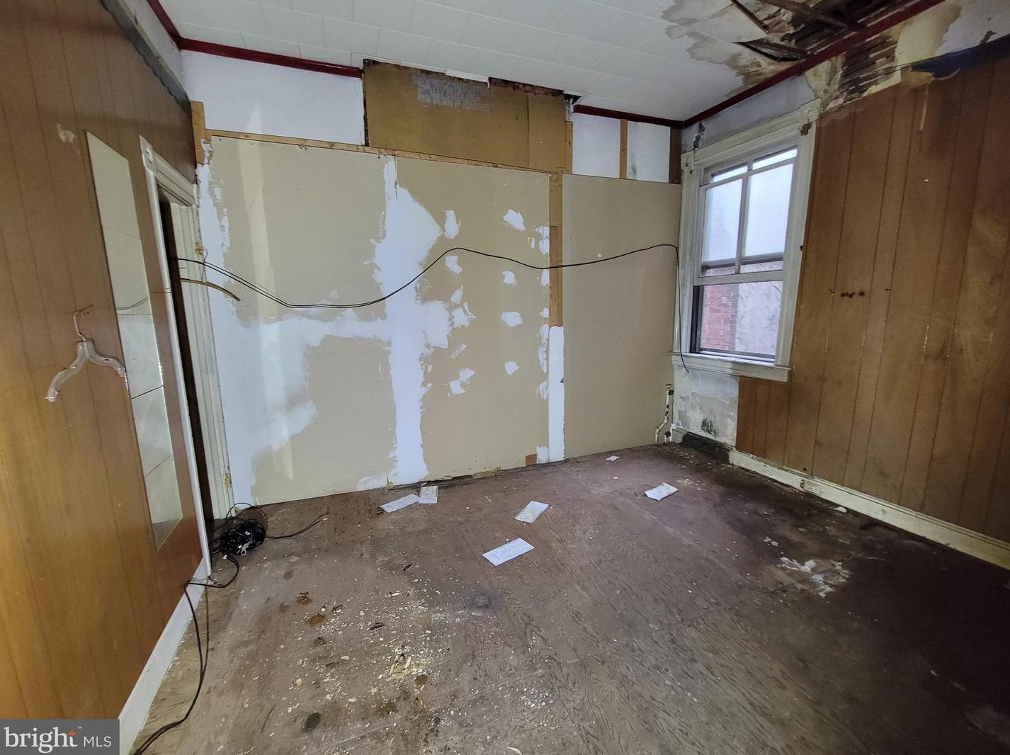 402 Gold St, Baltimore MD  21217-3524 exterior