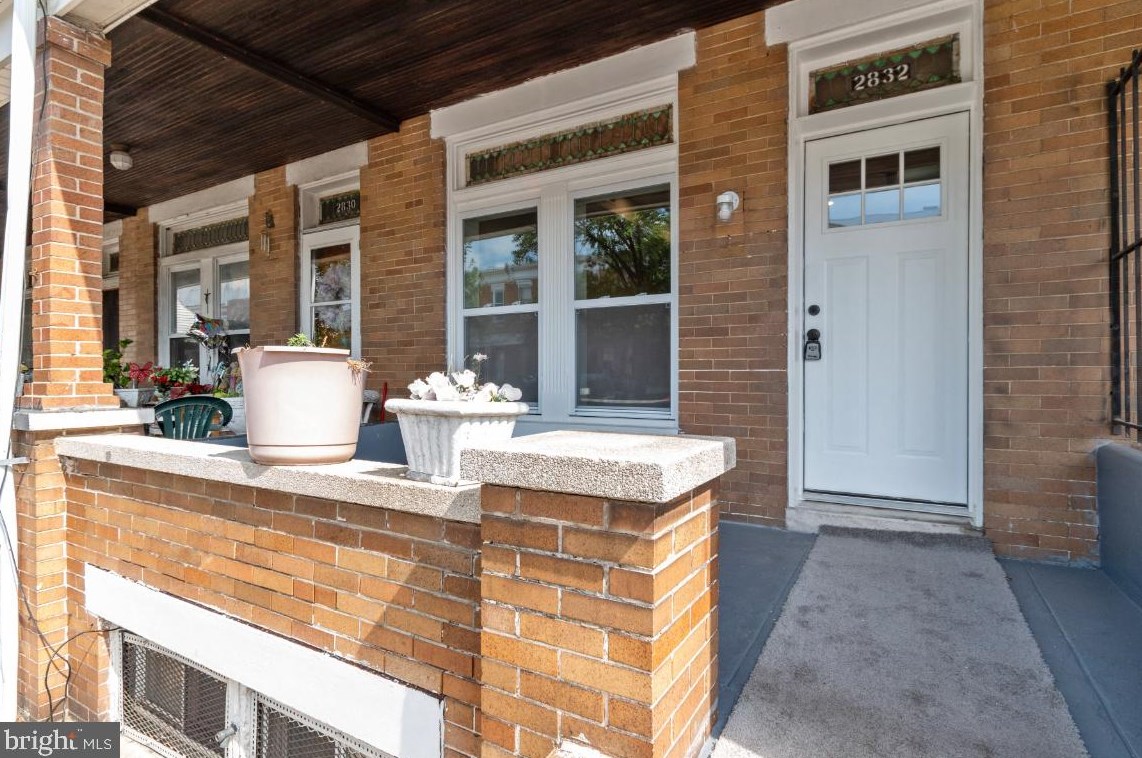 2832 Ashland Ave, Baltimore MD  21205-1736 exterior