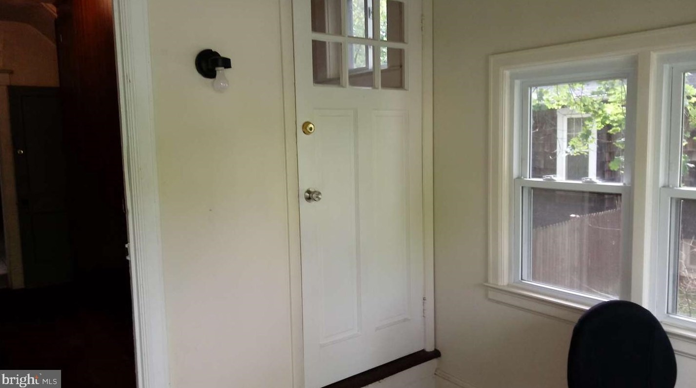 6000 Pinehurst Rd, Baltimore, MD 21212-2918