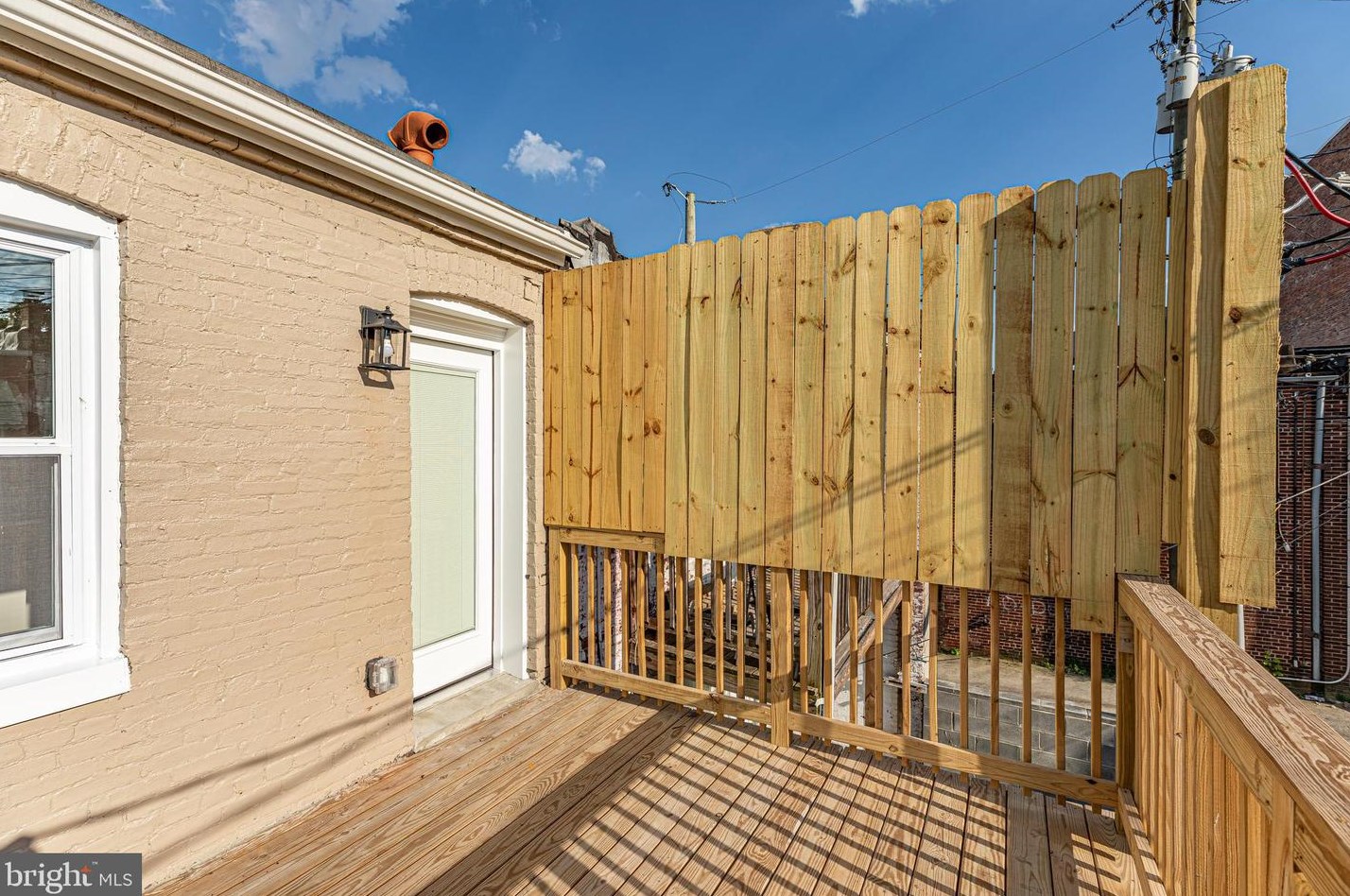 704 Collington Ave, Baltimore MD  21205-2311 exterior