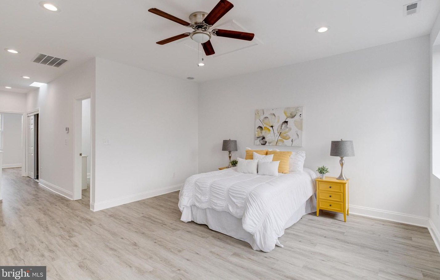 2114 Druid Hill Ave, Baltimore MD 21217-3520 exterior