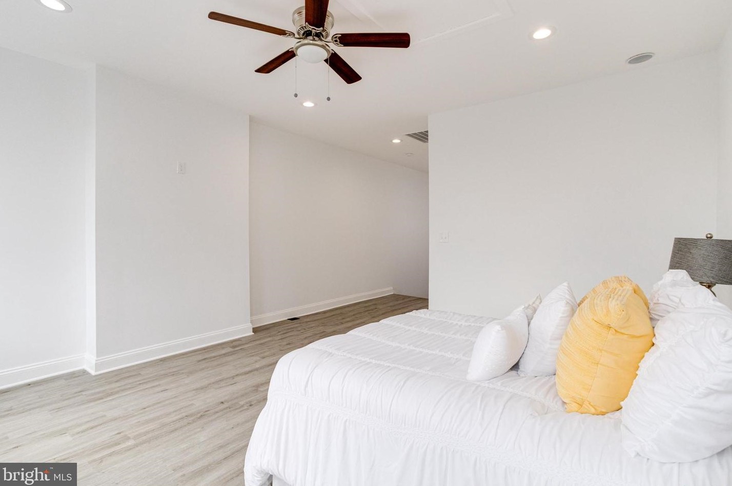 2114 Druid Hill Ave, Baltimore MD 21217-3520 exterior