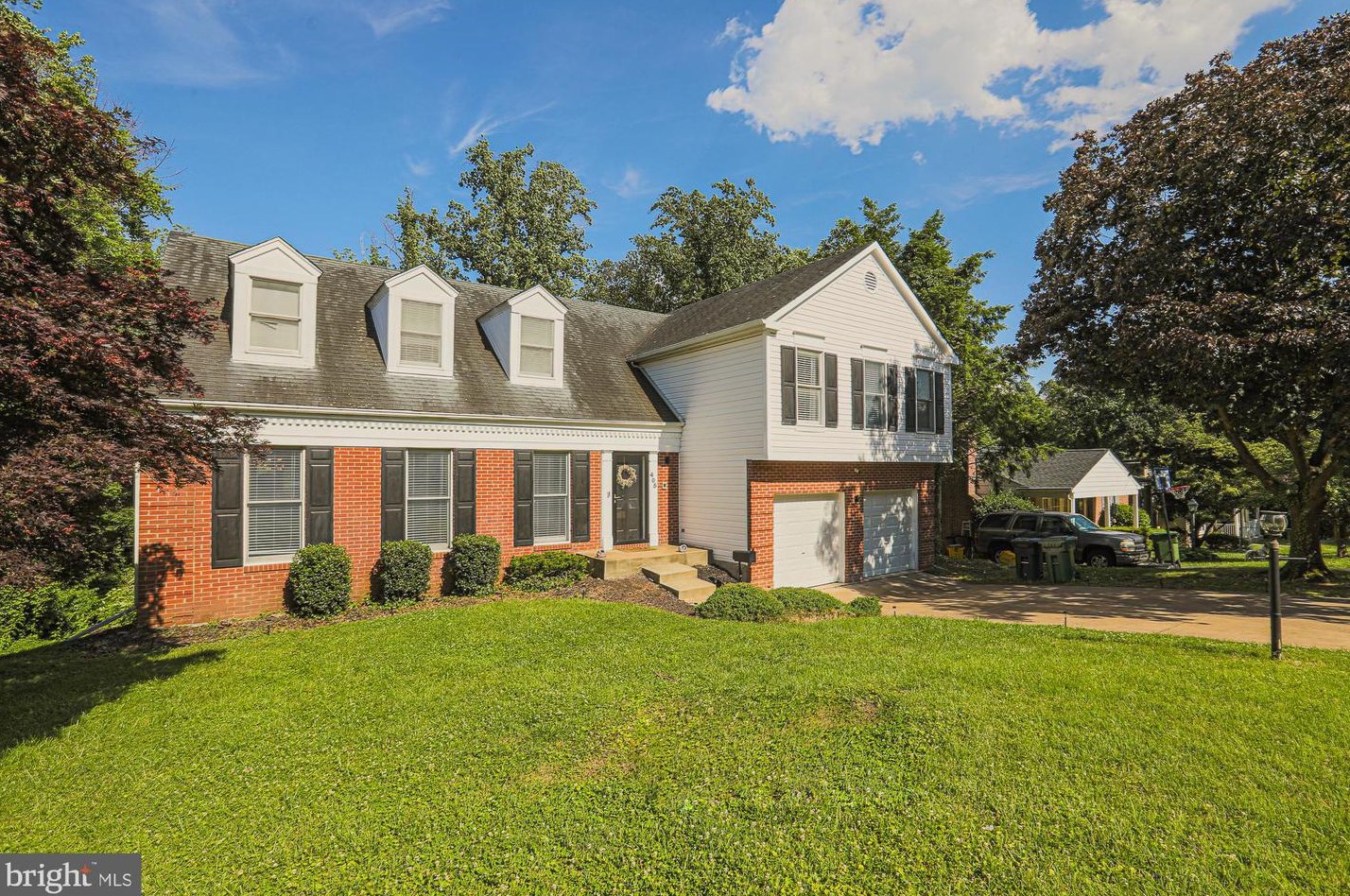 405 Chapel Gate Ln, Baltimore MD  21229-2419 exterior