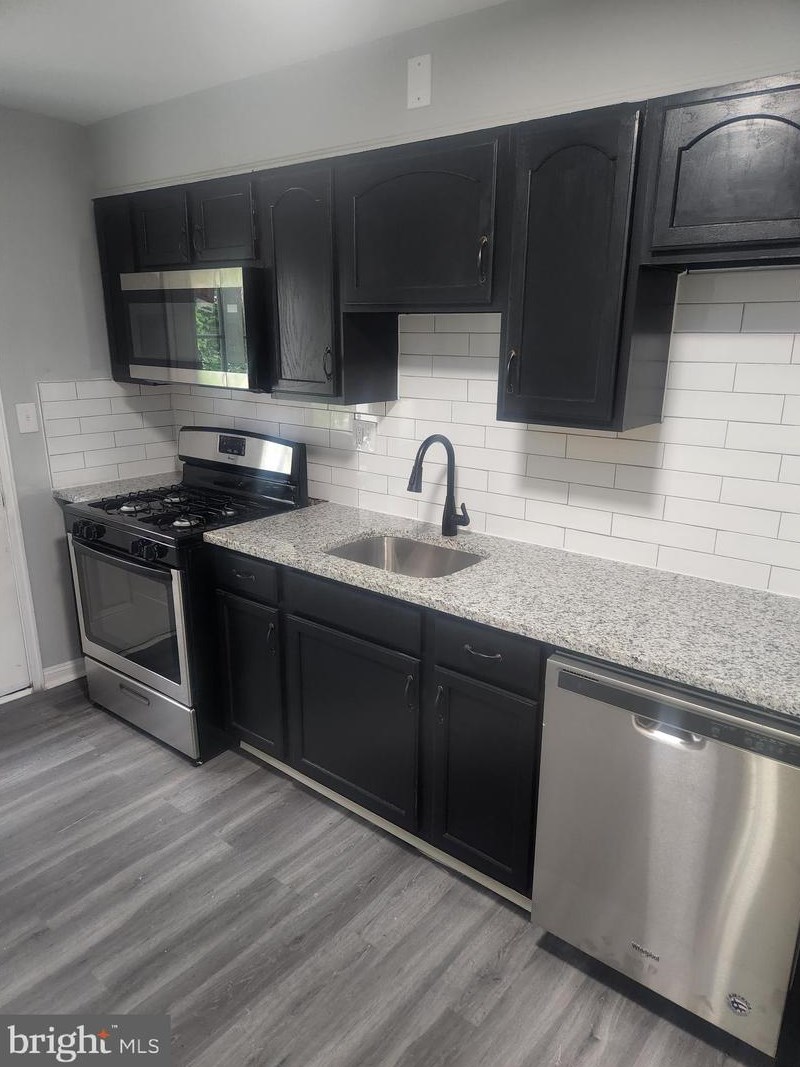 1807 Ingram Rd, Baltimore MD  21239-3720 exterior