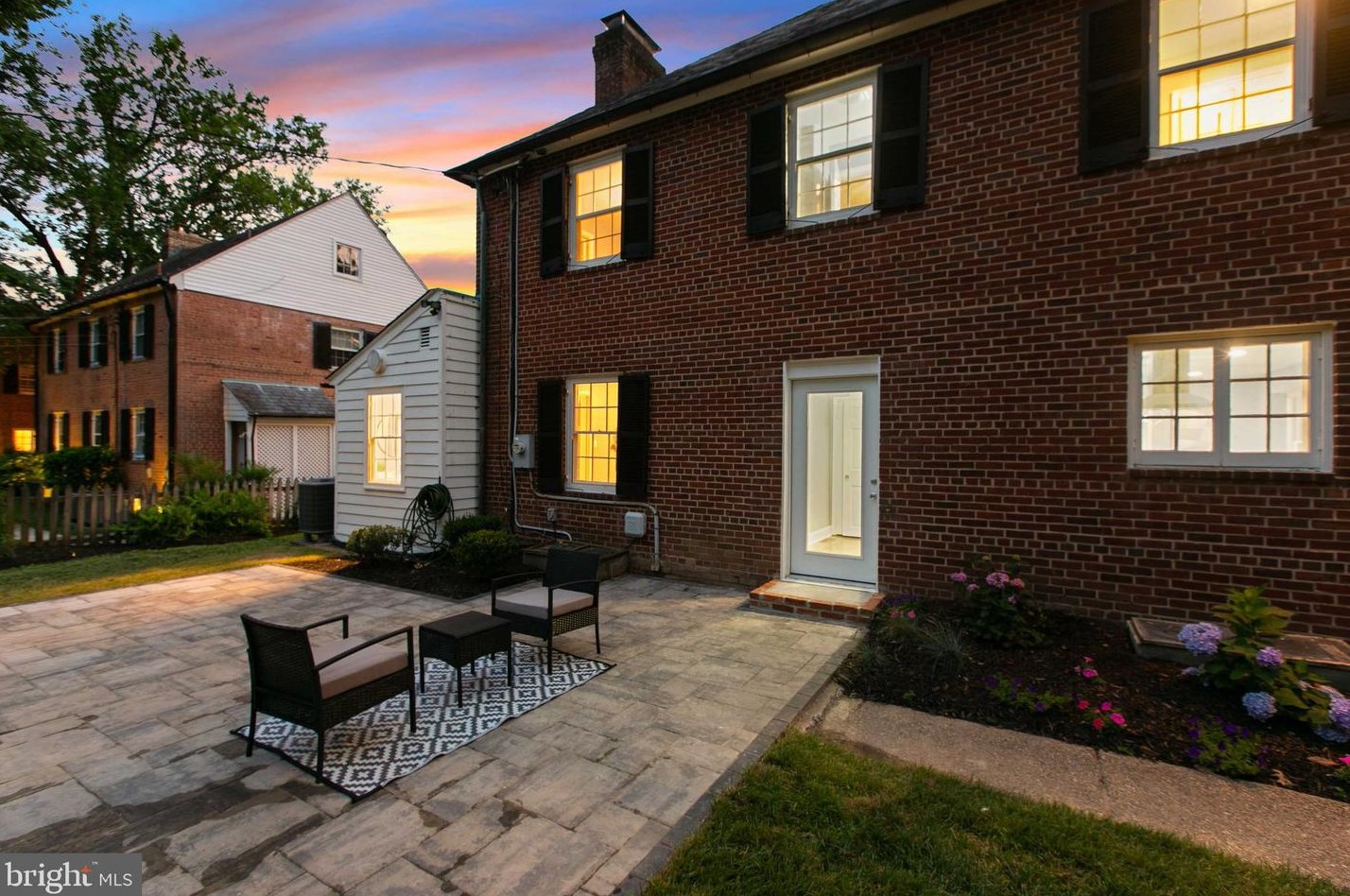 5417 Springlake Way, Baltimore MD  21212-3445 exterior