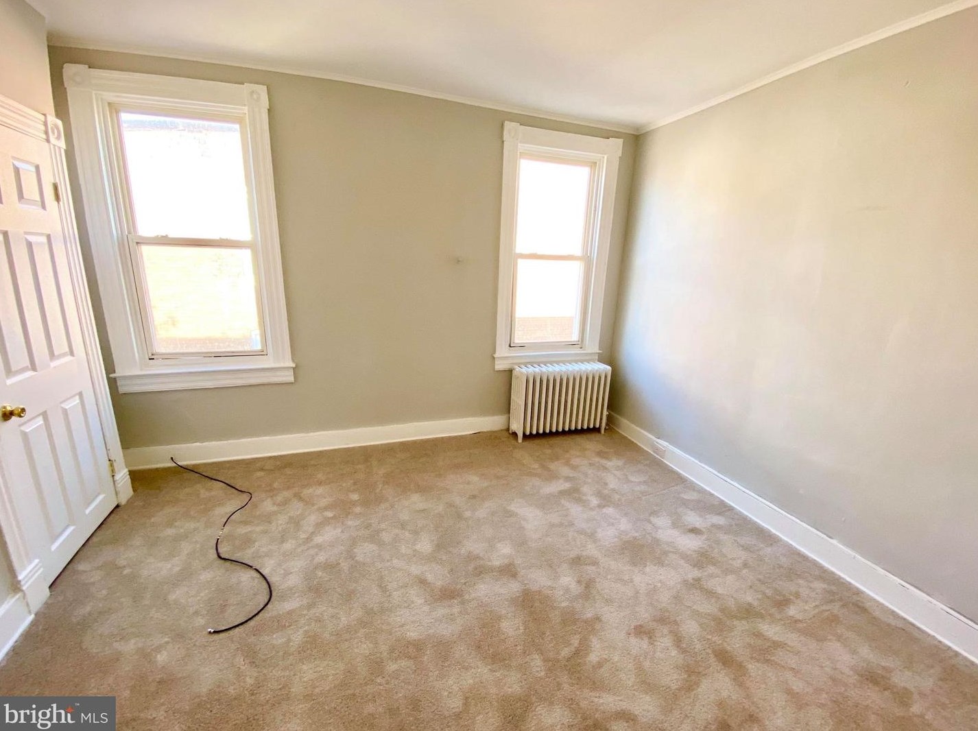 2504 N Calvert St #3, Baltimore, MD 21218