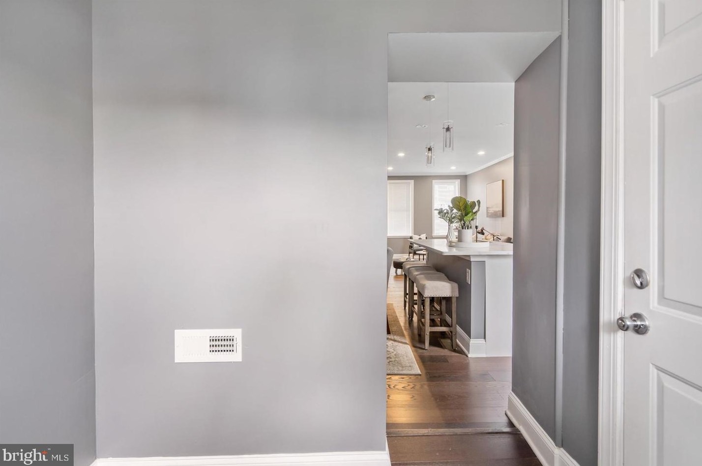 775 Linnard St, Baltimore MD  21229-2037 exterior