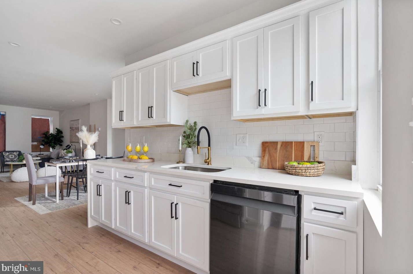 44 Ellamont St, Baltimore MD  21229-3717 exterior