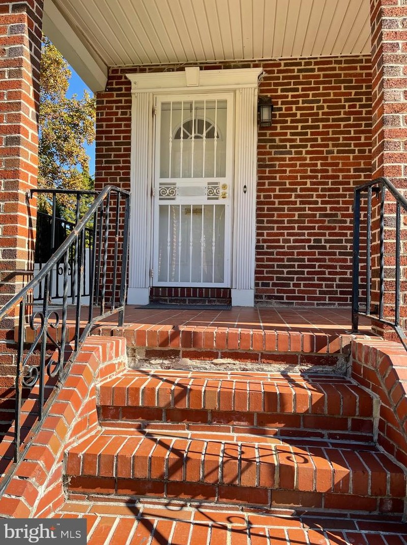 5807 Gist Ave, Baltimore, MD 21215