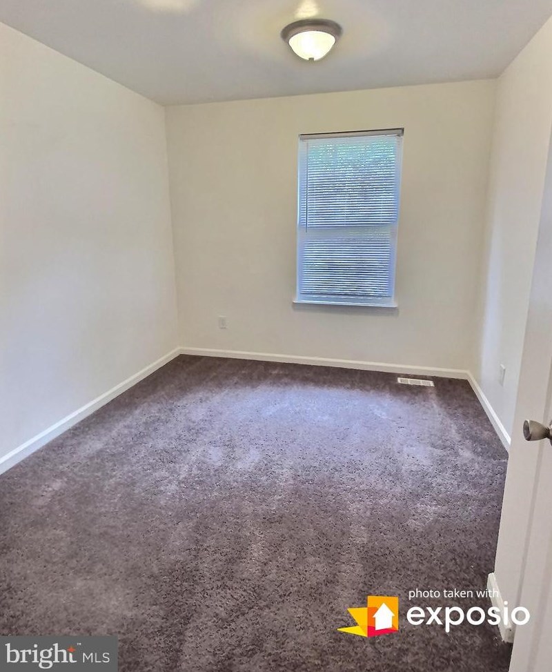 204 Rock Glen Rd, Baltimore MD  21229-3249 exterior