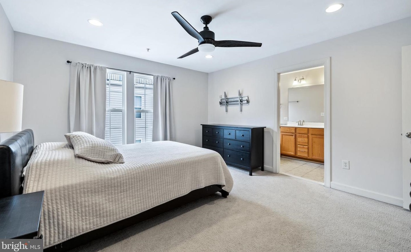 902 Oldham St, Baltimore MD 21224-4507 exterior