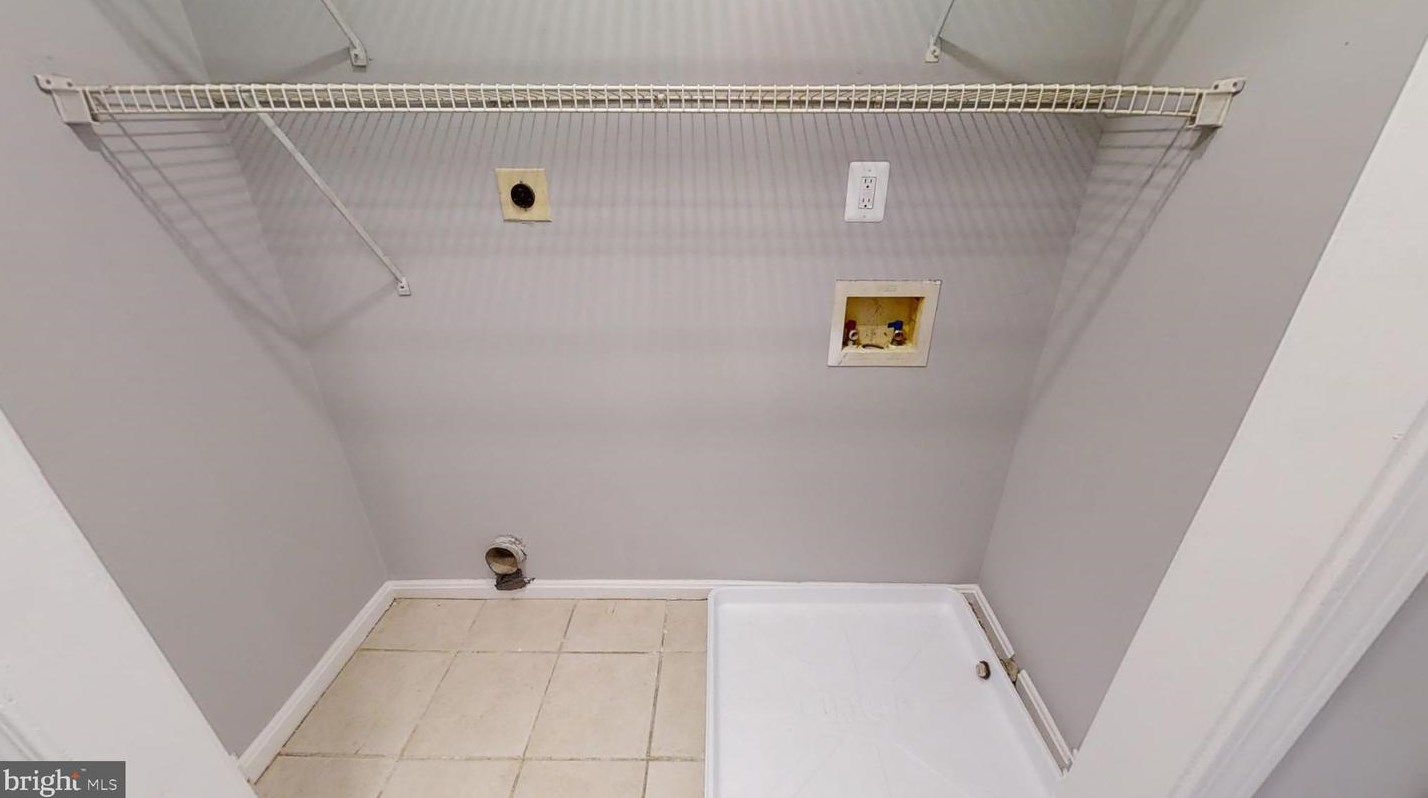 1020 Carey St, Baltimore MD 21223-2621 exterior