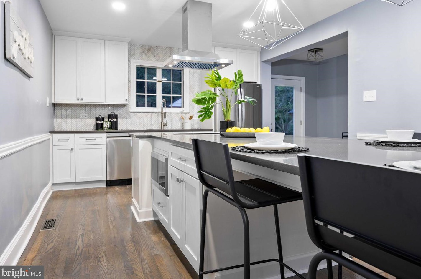 5417 Springlake Way, Baltimore MD  21212-3445 exterior