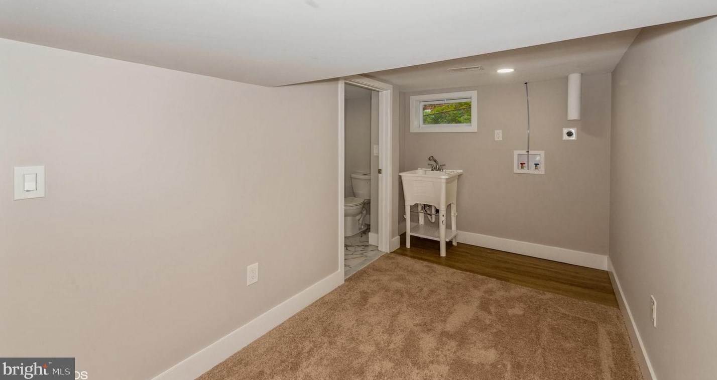 6204 Everall Ave, Baltimore MD  21206-1903 exterior