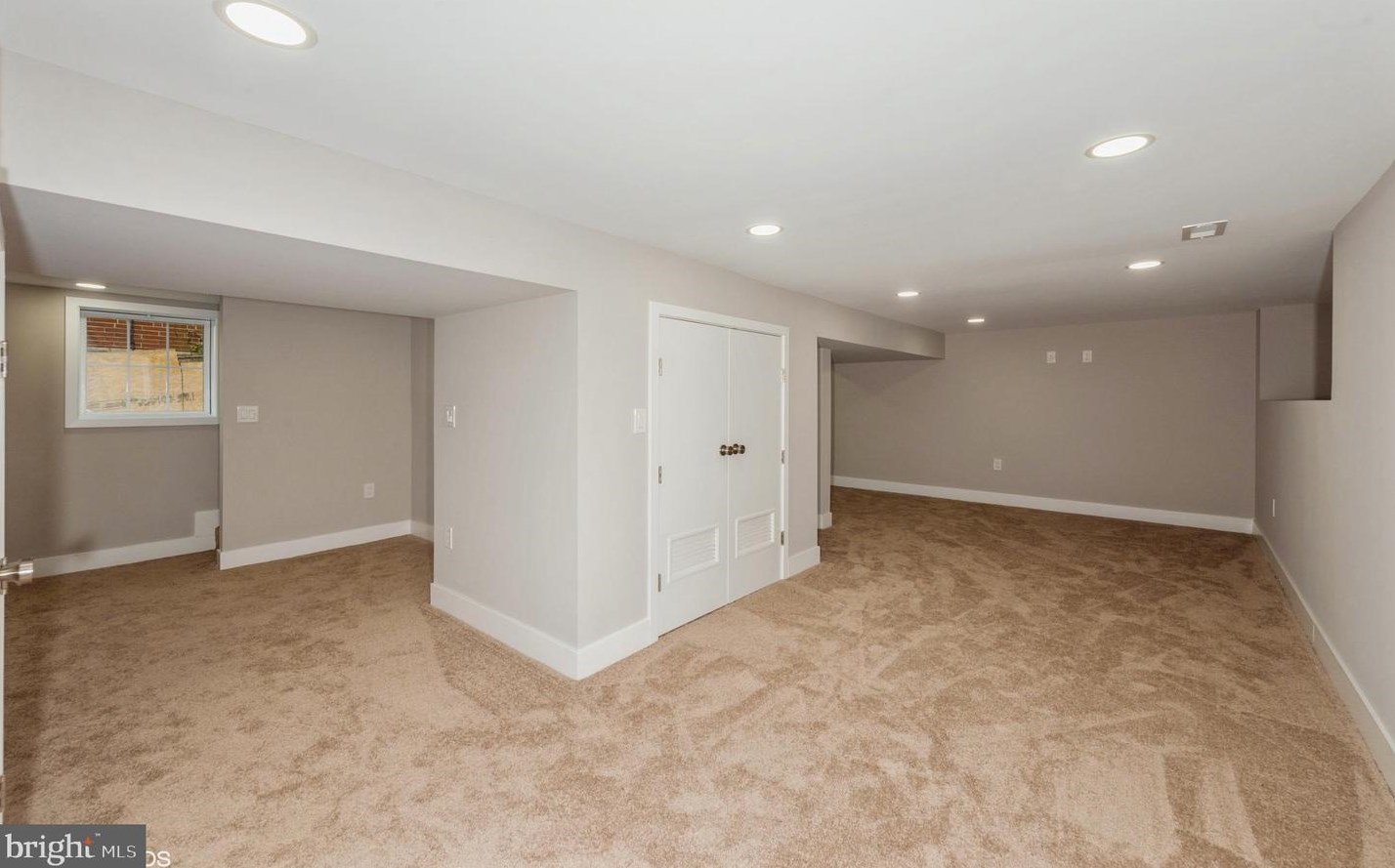 6204 Everall Ave, Baltimore MD  21206-1903 exterior