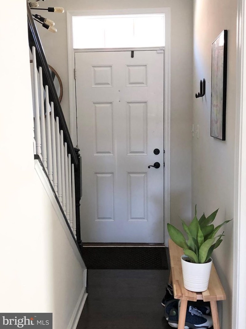 112 S Newkirk St, Baltimore, MD 21224